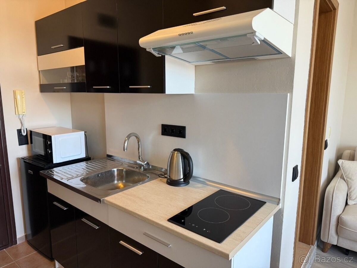 Prodej byt - 987 66, Zahraničí