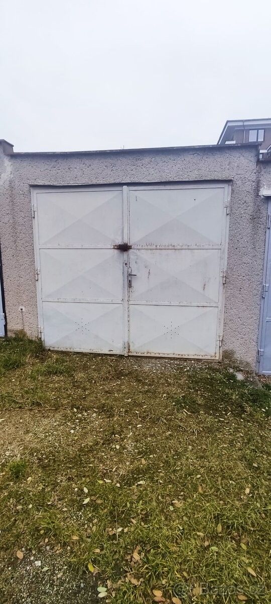 Garáže, Olomouc, 779 00