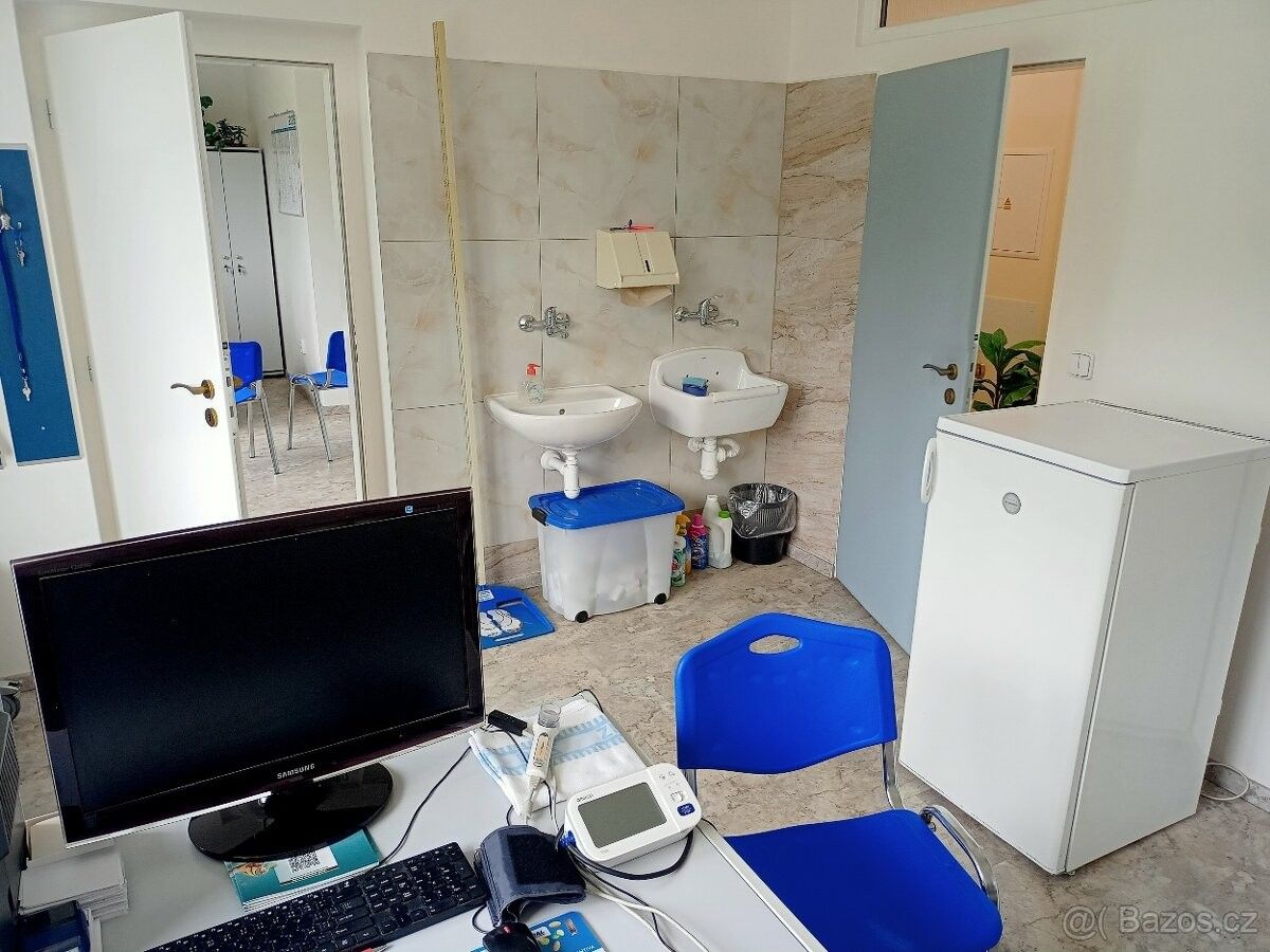 Pronájem ostatní - Hradec Králové, 500 03