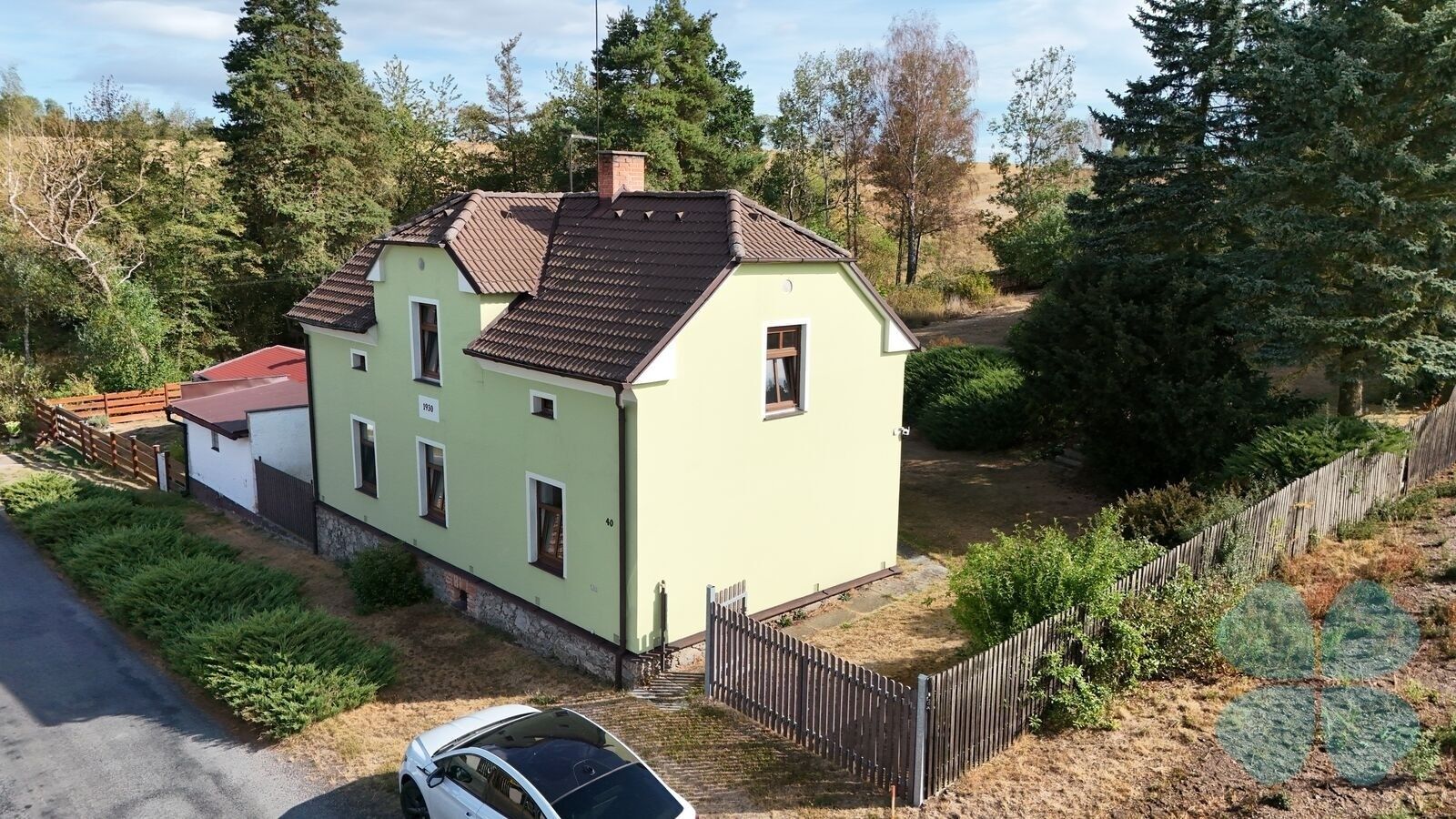 Rodinné domy, Hradišťany, Honezovice, 160 m² - 1