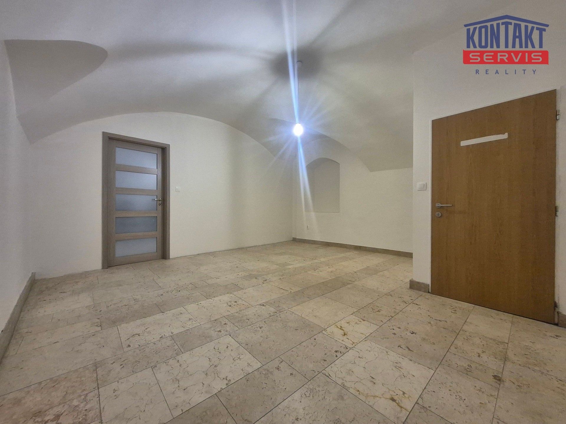 Pronájem byt 2+1 - nám. Přemysla Otakara II., České Budějovice 1, 80 m² - 5