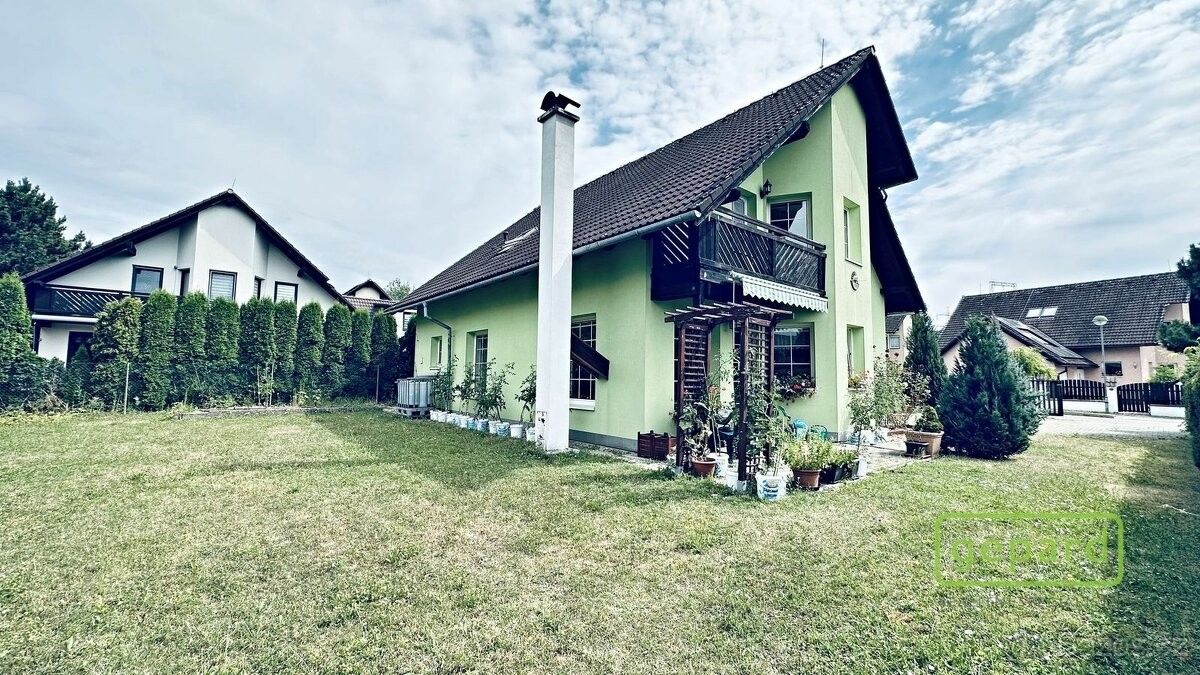 Prodej dům - Rosice u Brna, 665 01, 885 m²