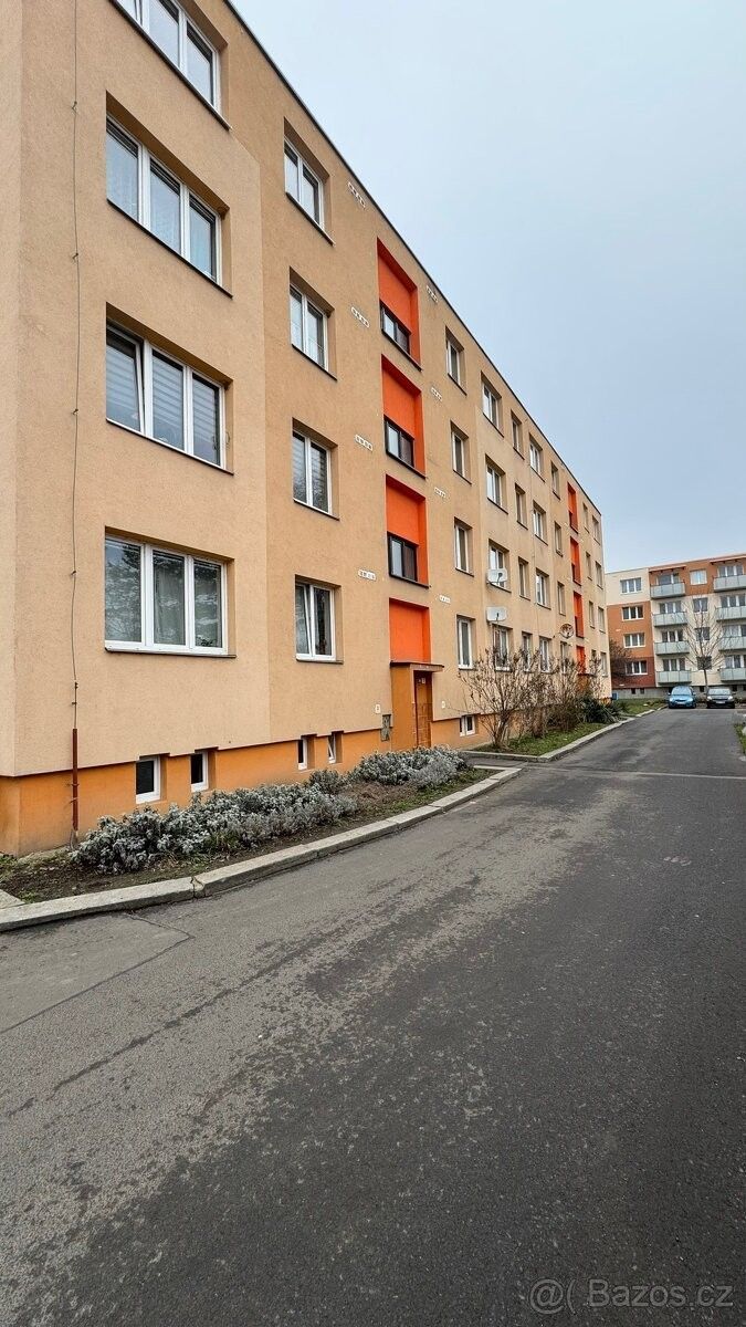 Byty, Lovosice, 410 02