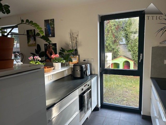 Pronájem rodinný dům - Ratbořská, Praha, 132 m²