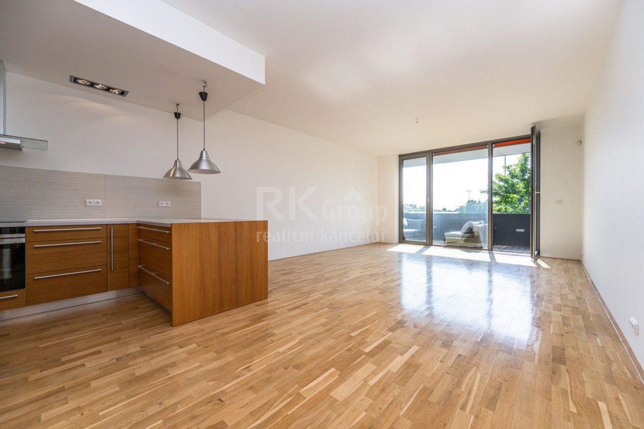 4+kk, Běžecká, Praha, 141 m²
