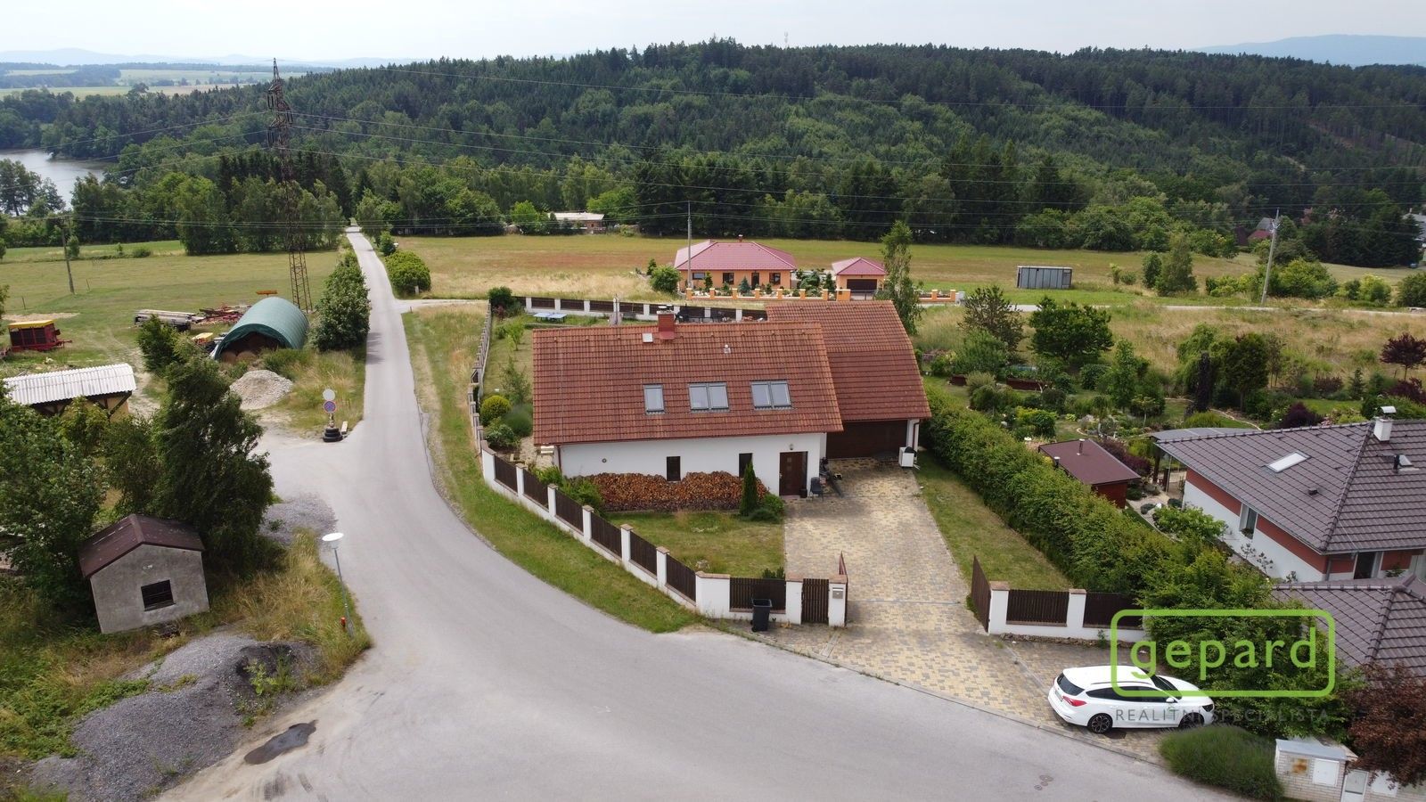 Prodej dům - Jivno, 260 m²