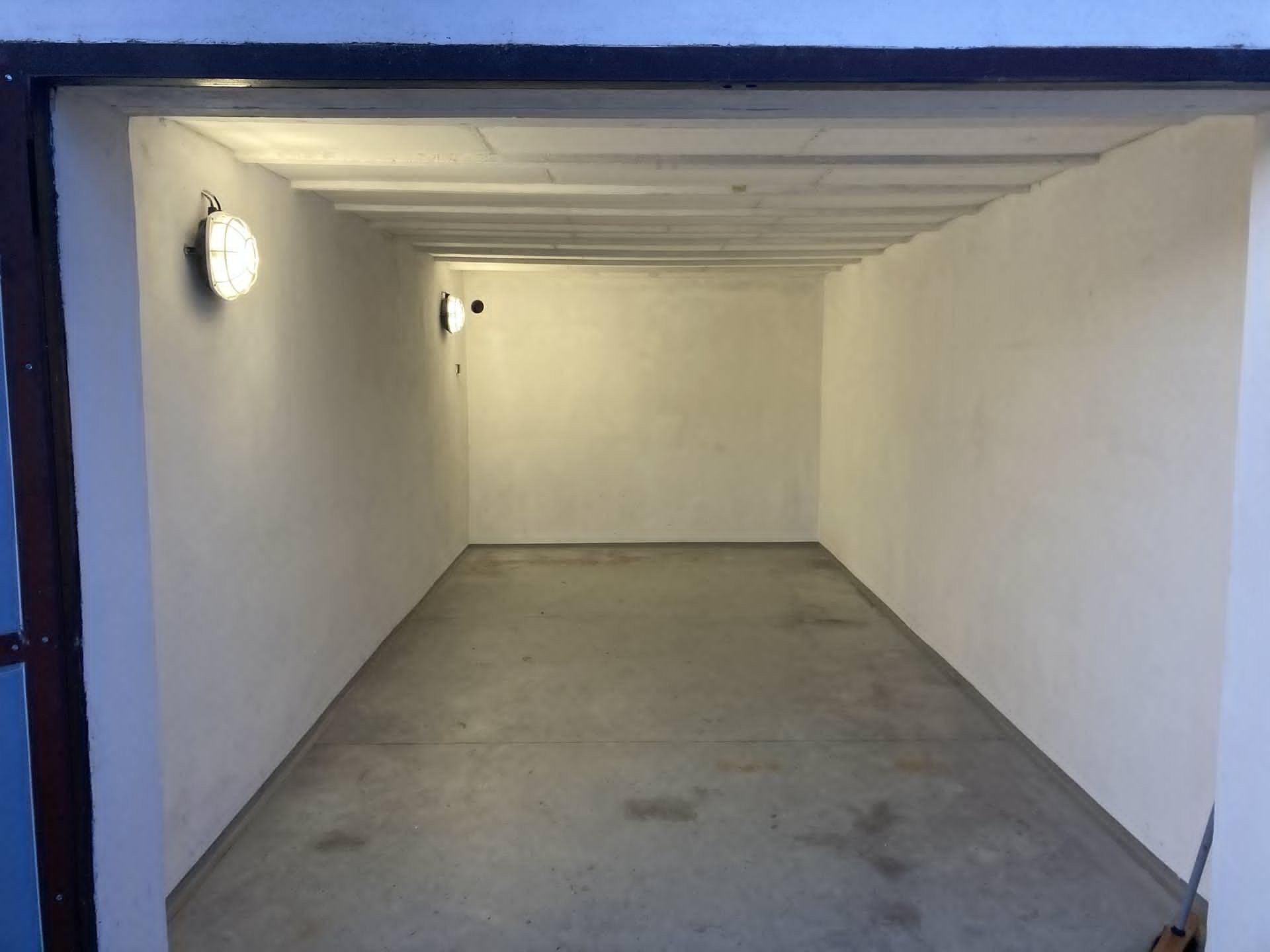 Garáže, Jiřího z Poděbrad, Uherské Hradiště, 20 m² - 1