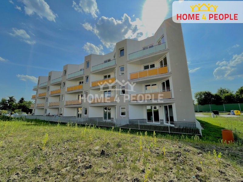 2+kk, U hřiště, Velký Osek, 69 m²