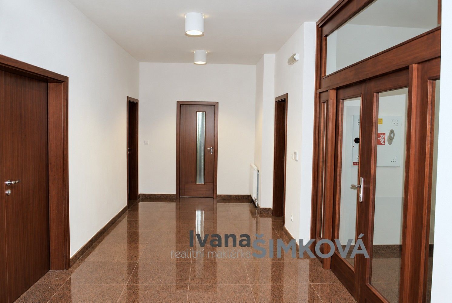 Kanceláře, Štěrboholská, Praha 10 - Hostivař, 27 m² - 2