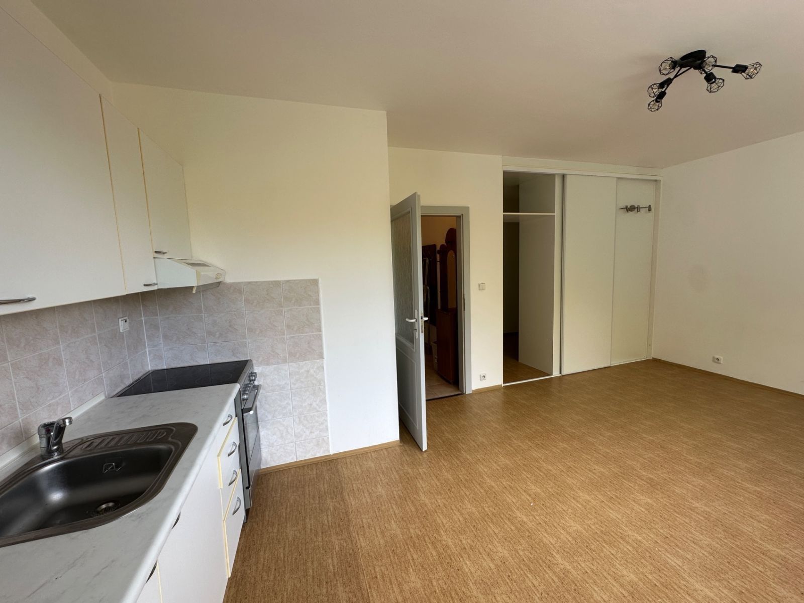 Byt 1+kk · 36 m² · Zahradníčkova, Praha - Košíře - 4