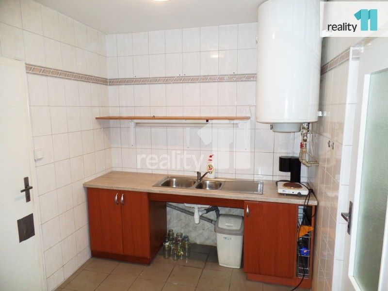 Pronájem kancelář - Hrnčířská, Jesenice, 17 m² - 5