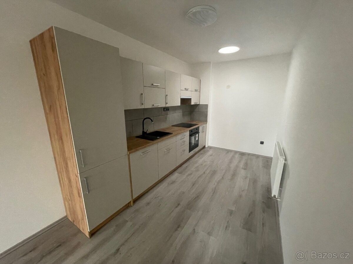 Byty, Broumov, 550 01