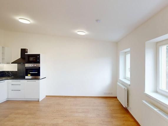 Pronájem byt 1+kk - Na Petynce, Praha, 43 m²