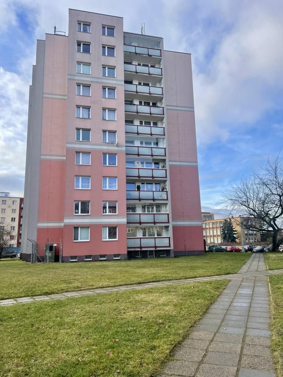 2+kk, Jaroslava Foglara, Kladno, 53 m²