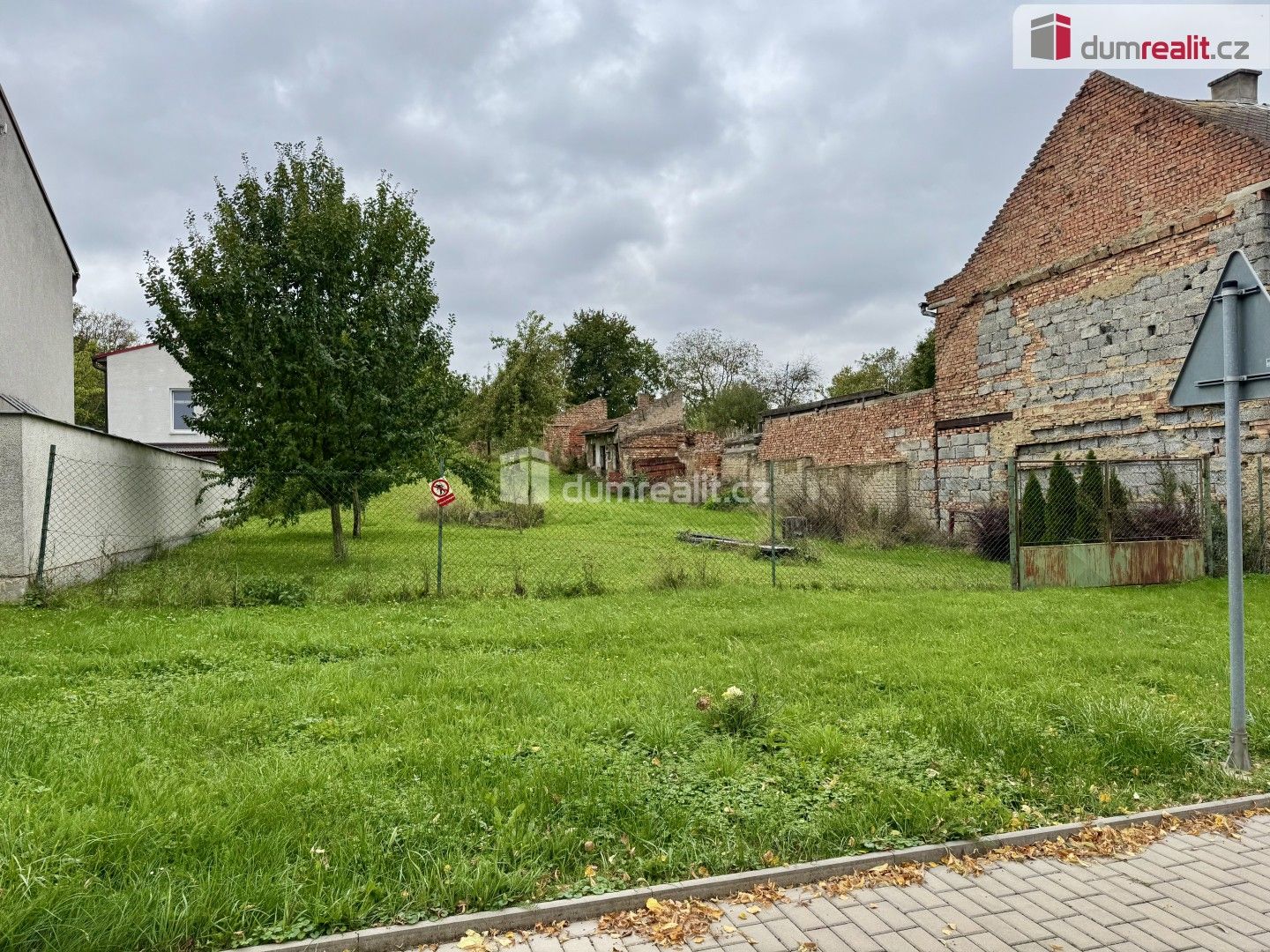 Prodej pozemek pro bydlení - Pavlovice u Kojetína, 1 347 m²