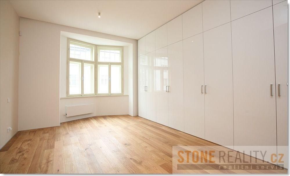 Pronájem byt 3+1 - Laubova, Praha, 115 m² - 5