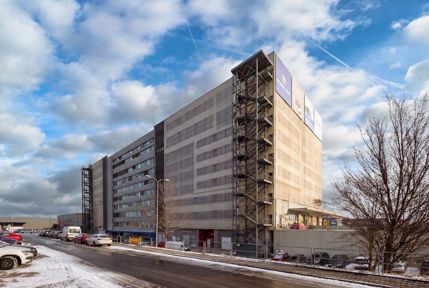 Kancelář, 317 m²