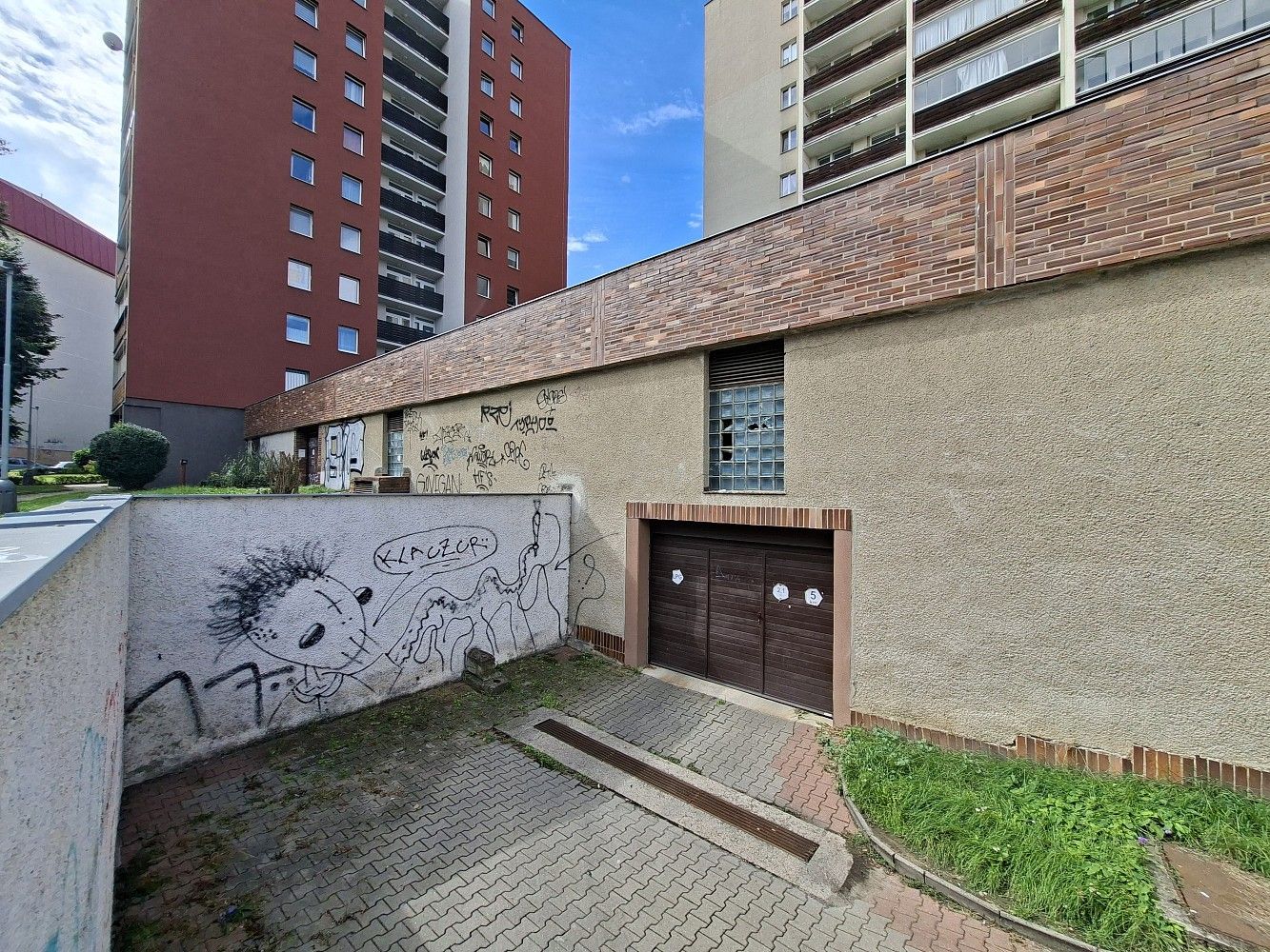 Pronájem garáž - Praha 10 - Strašnice, 16 m² - 1