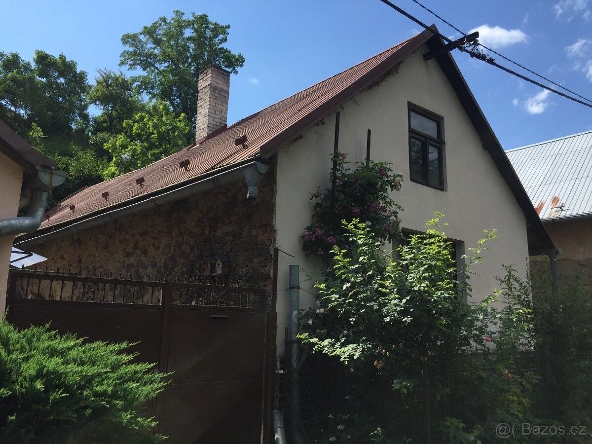 Prodej rodinný dům - Kostelec nad Černými Lesy, 281 63