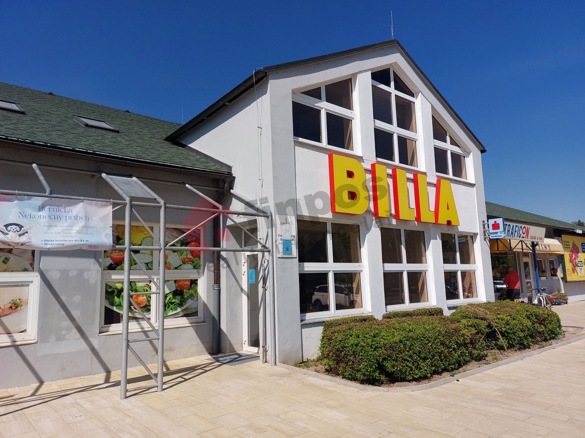 Pronájem obchodní prostory - Ringhofferovo náměstí, Kamenice, 87 m²