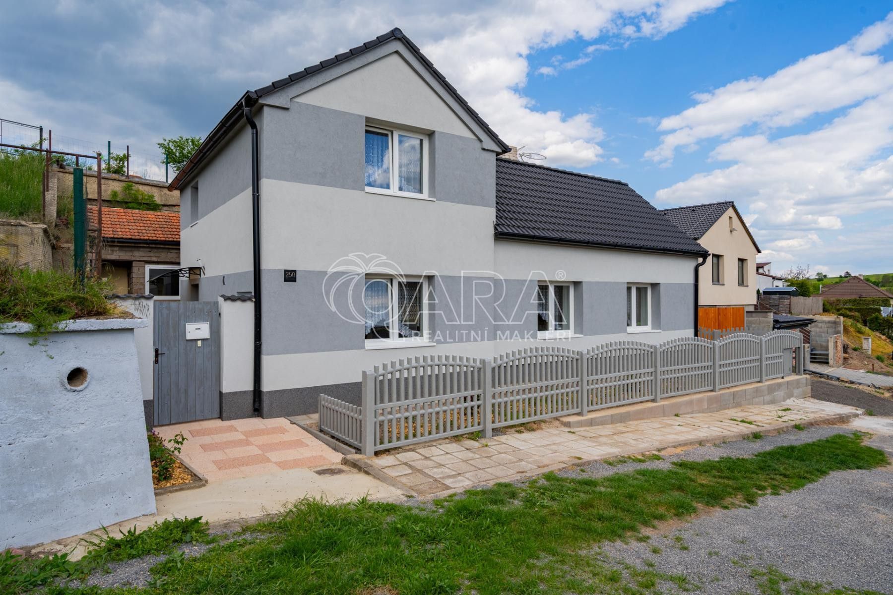 Prodej rodinný dům - Zvoleněves, 81 m² - 2