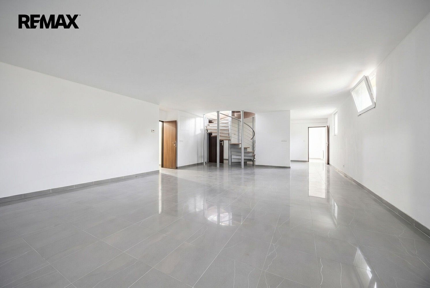 Obchodní prostory, Praha - Vinohrady, okres Praha 3, Hlavní město Praha, 150 m²