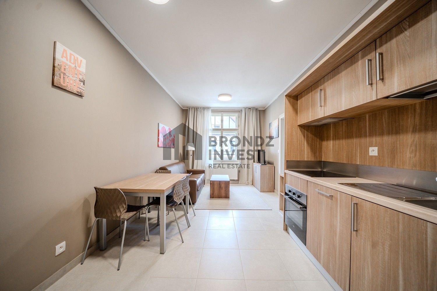 2+kk, Jana Zajíce, Praha 7 - Bubeneč, 50 m² - 1
