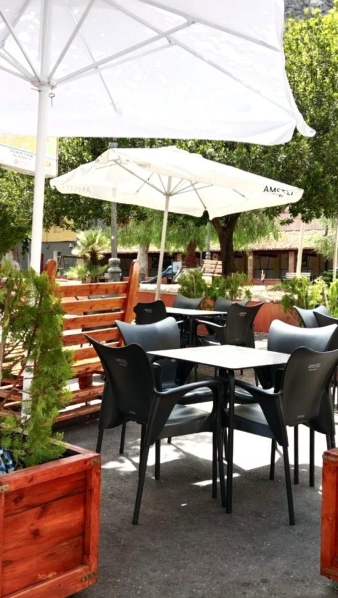 Restaurace · 115 m² · Cukrovarská, Praha - 3