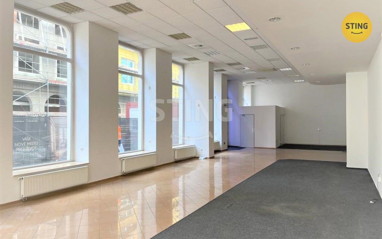 Obchodní prostory, Masarykovo náměstí, Ostrava, 240 m²
