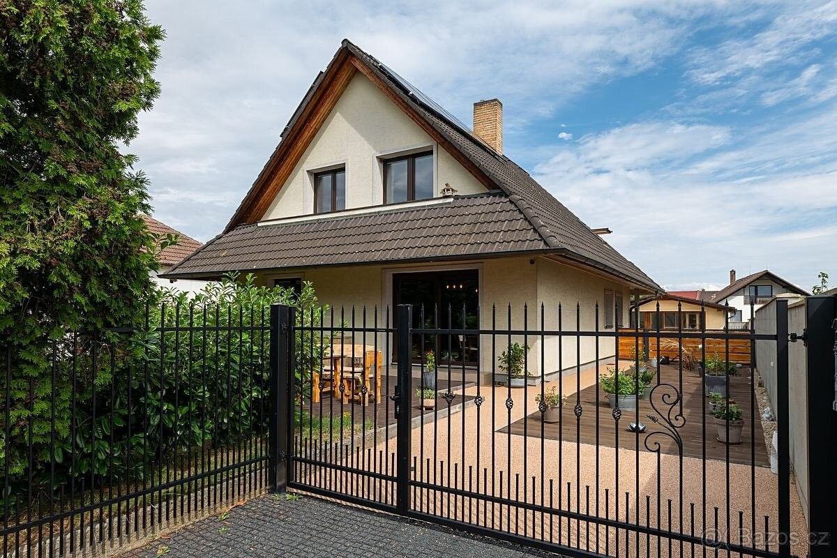 Rodinný dům · Vroutek, 439 82 - 4