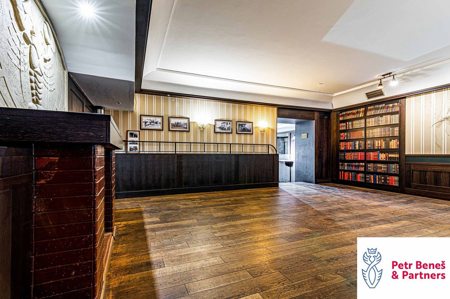 Obchodní prostory · 1 100 m² · Husovo náměstí, Rakovník - Rakovník I - 4