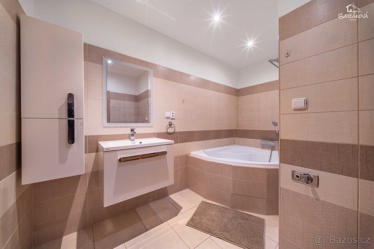 Prodej byt - Plzeň, 318 00