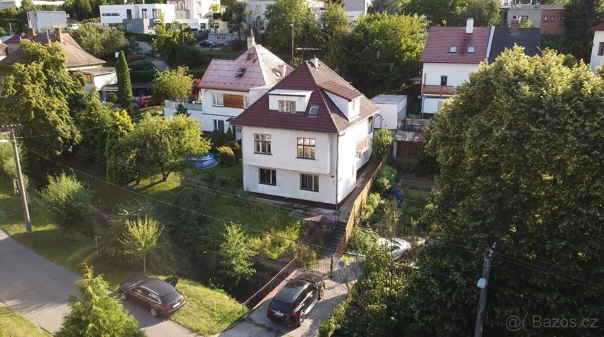 Prodej dům - Zlín, 760 01, 270 m²