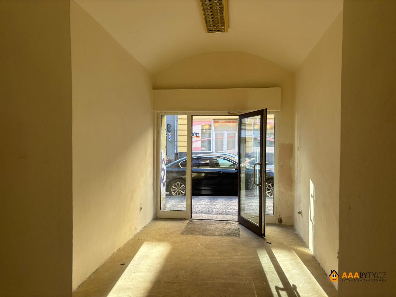 Obchodní prostory, Nuselská, Praha, 28 m²