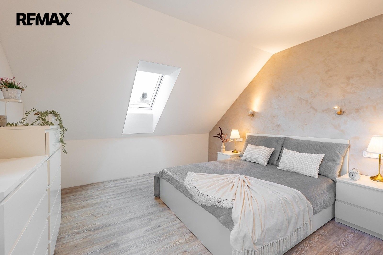 Prodej rodinný dům - Lány Vašírov, 155 m² - 5