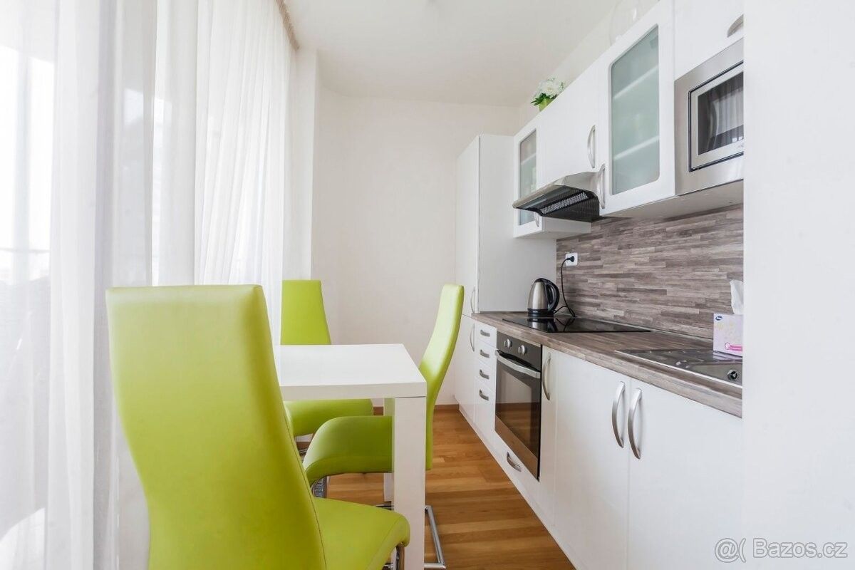 Prodej byt - Praha, 130 00