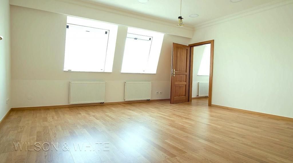 Byt 3+1 · 175 m² · Dukelských hrdinů, Praha 7, Holešovice - 3