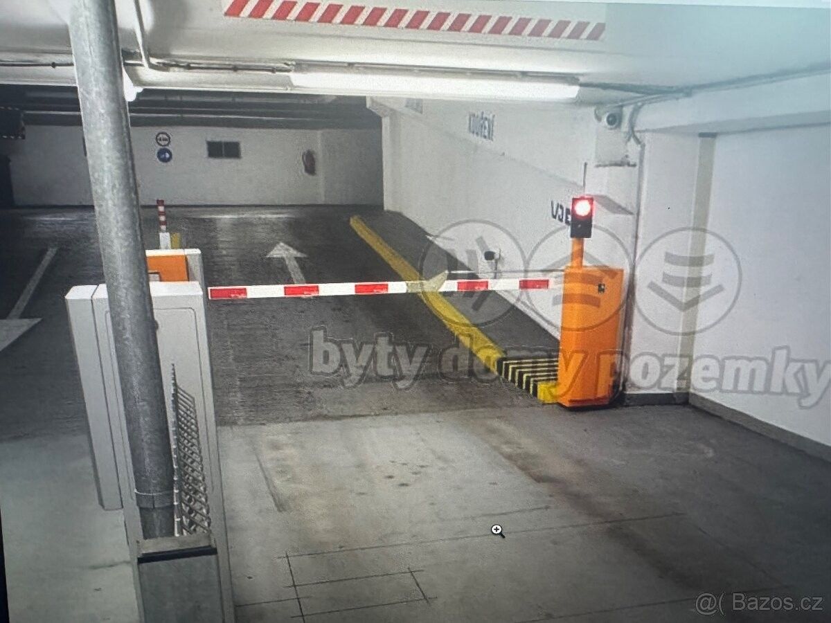 Pronájem garáž - Praha, 140 00