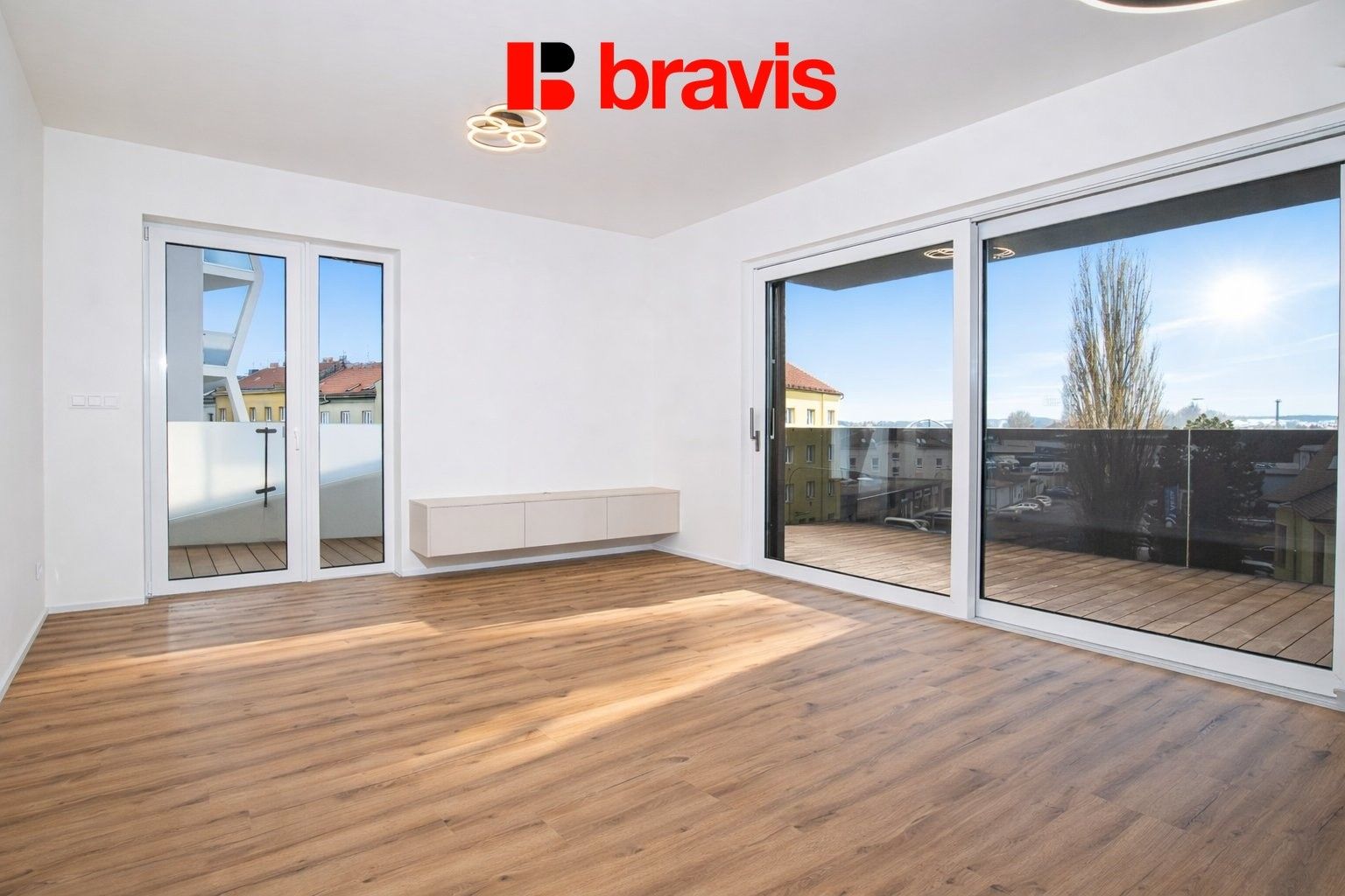 Pronájem byt 3+kk - Komárovská 744, Brno, 72 m²