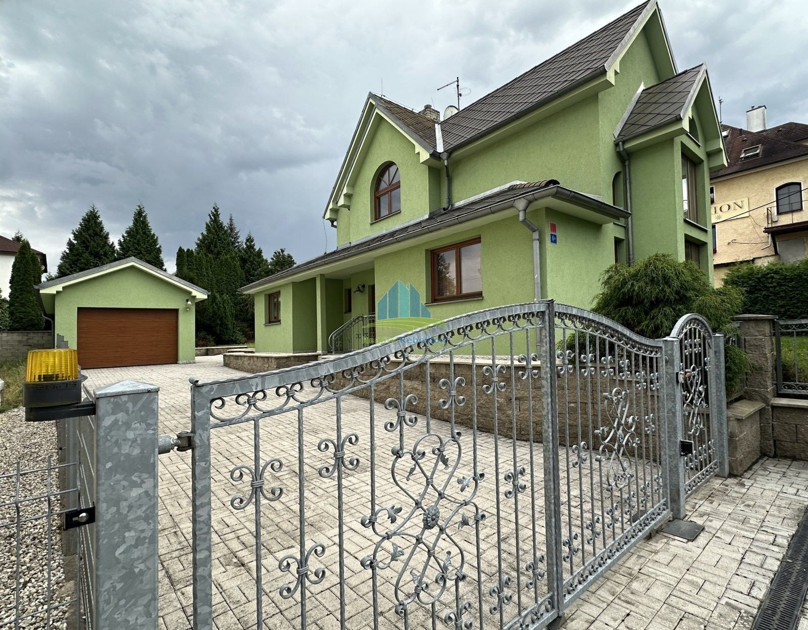 Rodinné domy, Nezvalova, Františkovy Lázně, 135 m² - 1