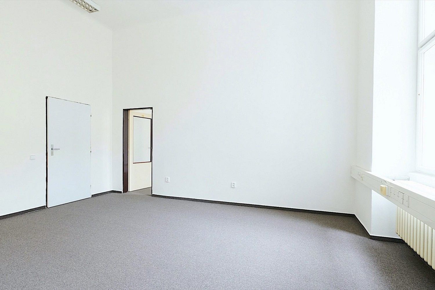 Kancelář · 180 m² · Praha - 4