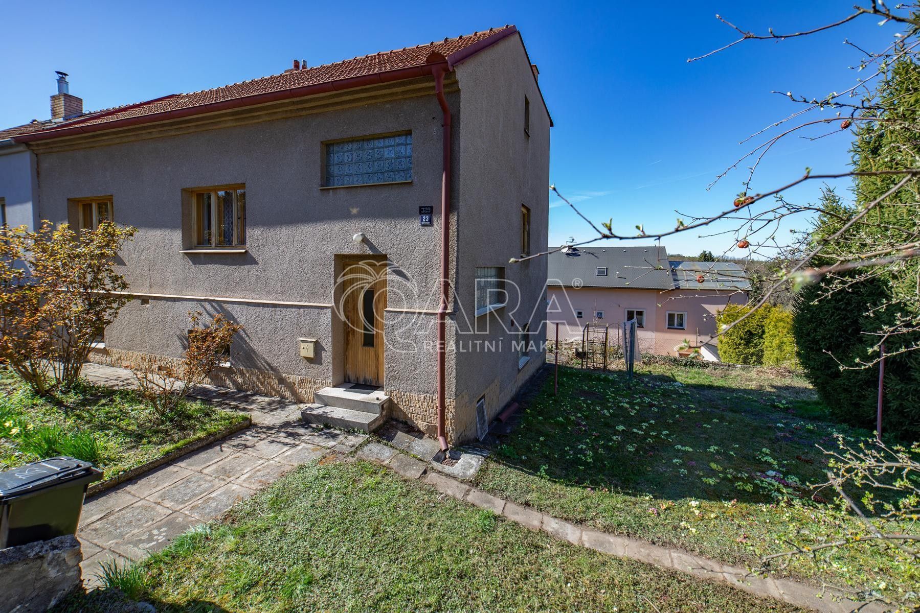Rodinné domy, Stržná  , Praha Suchdol, 233 m² - 2