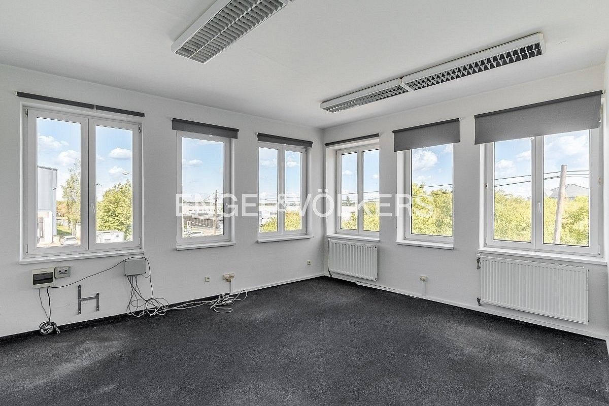 Sklad · 4 712 m² · Bečovská, Praha 10 - Uhříněves - 3