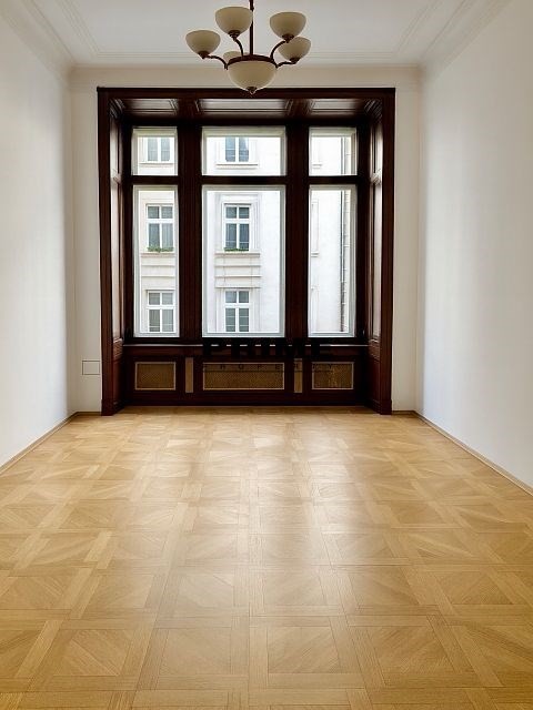 Pronájem kancelář - Spálená 76, Praha Nové Město, 194 m² - 5