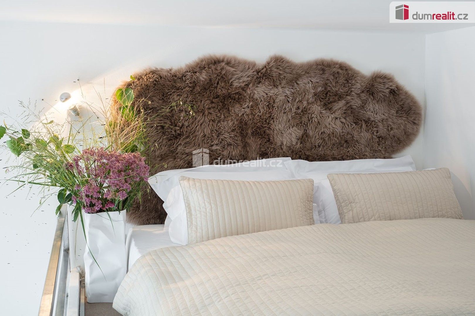 Pronájem byt 1+kk - Plzeňská, Praha, 25 m²