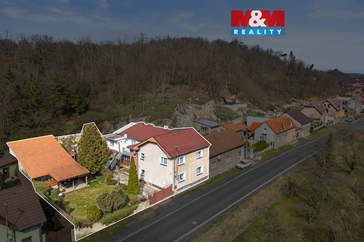 Rodinné domy, Zvoleněves, 245 m² - 1