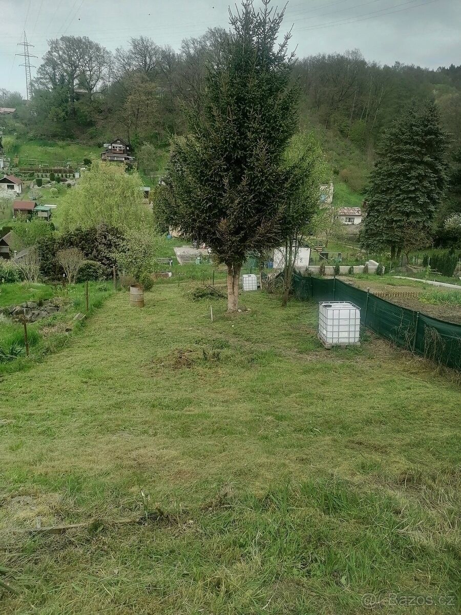 Zahrady, Děčín, 405 02