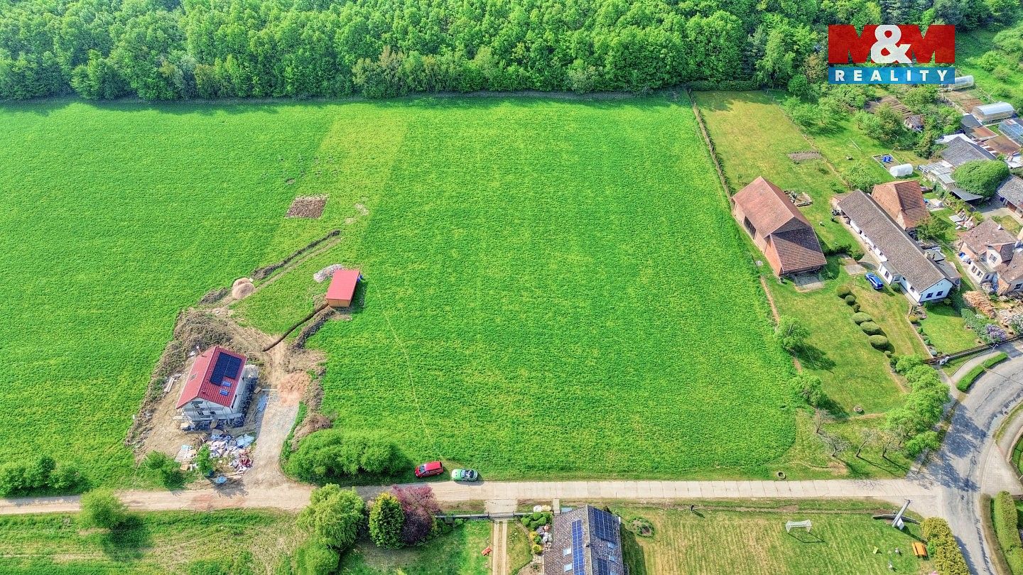 Pozemek pro bydlení, 4 869 m²