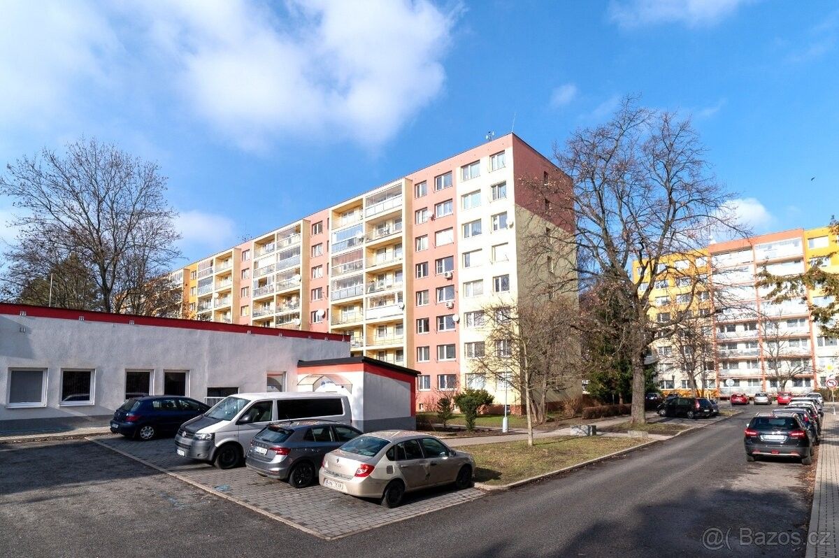 Byty, Kolín, 280 02