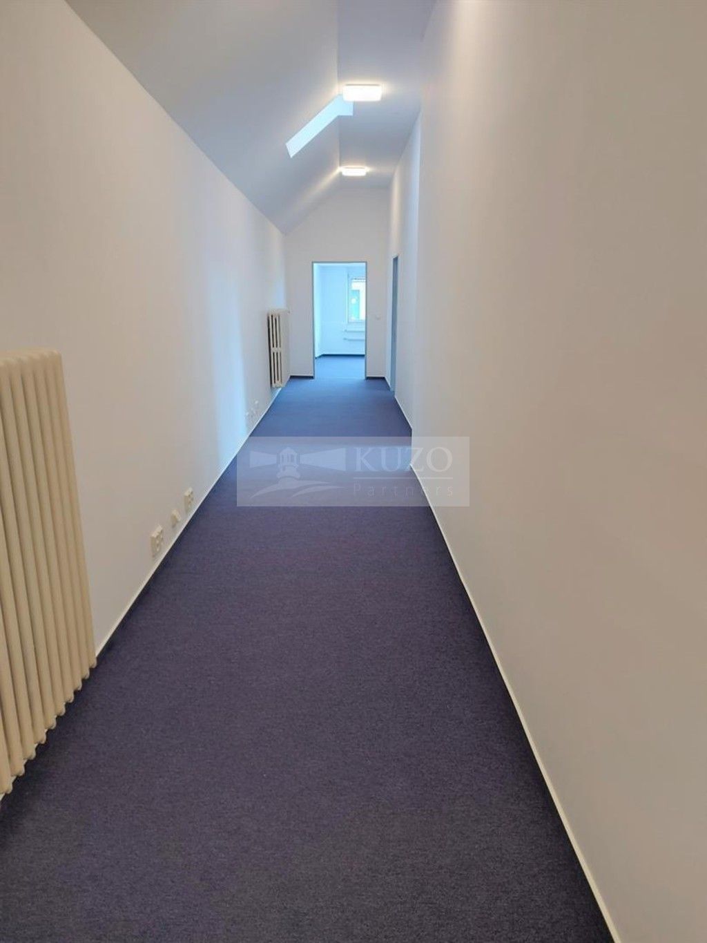 Pronájem kancelář - náměstí Prezidenta Masaryka, Praha, 11 m²